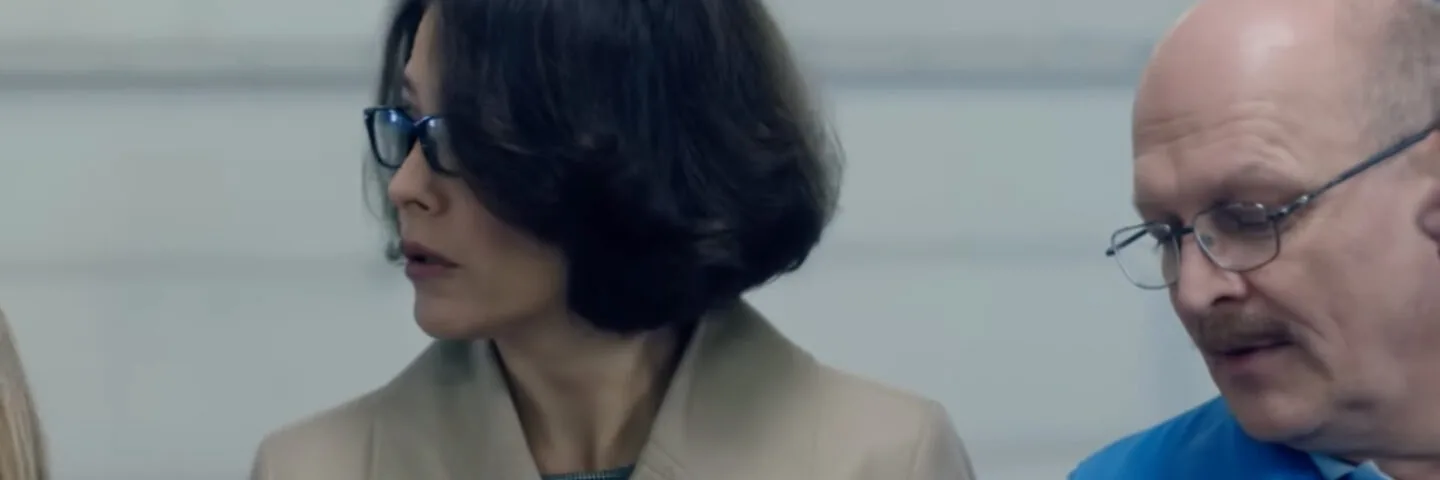 Кадр из 1 серии 1 сезона