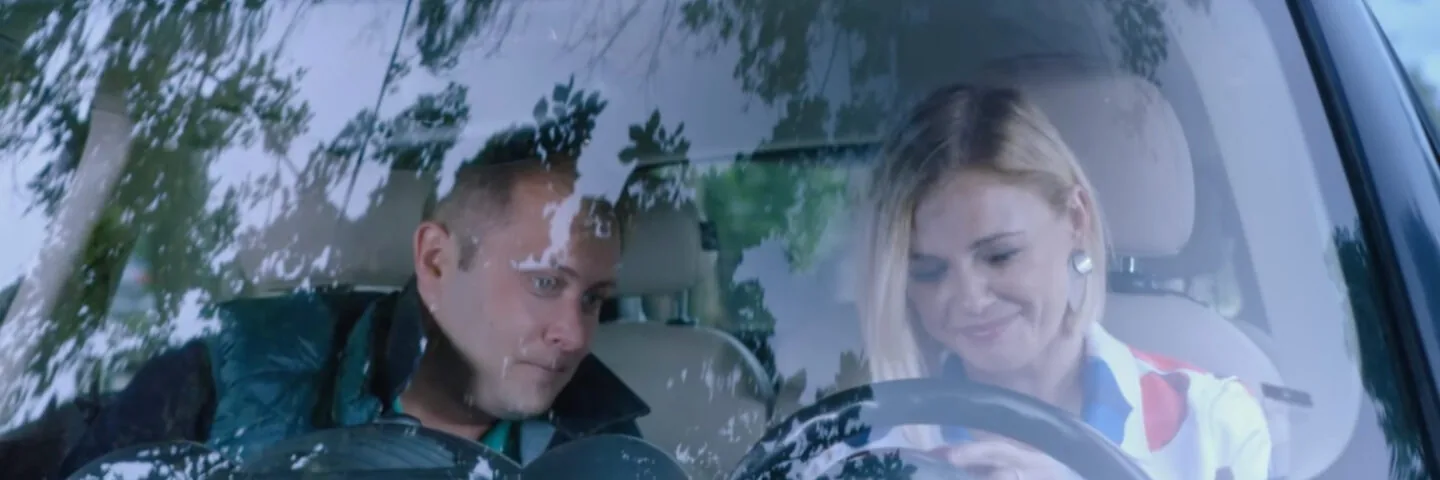 Кадр из 11 серии 1 сезона