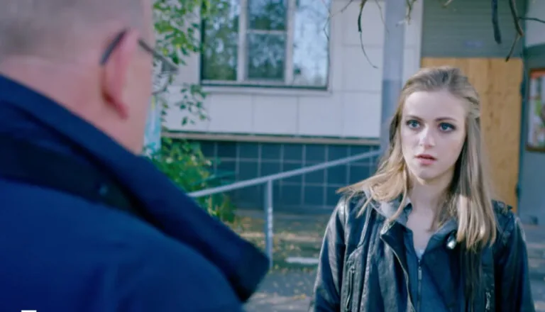 Момент из 15 серии 1 сезона