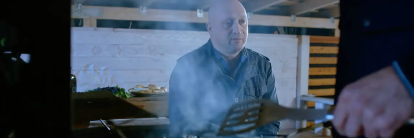 Кадр из 8 серии 1 сезона