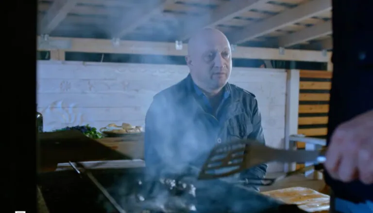 Картинка к «1 сезон 8 серия»