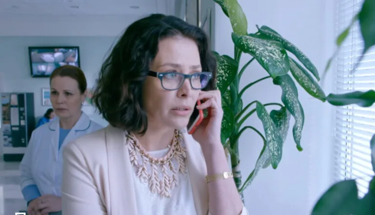 Момент из 1 серии 2 сезона