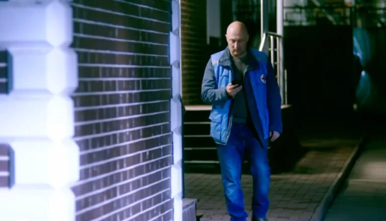 Момент из 16 серии 2 сезона