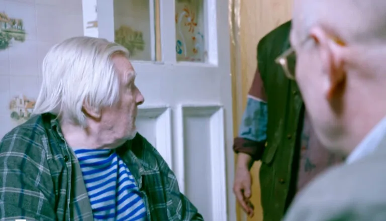 Момент из 17 серии 2 сезона