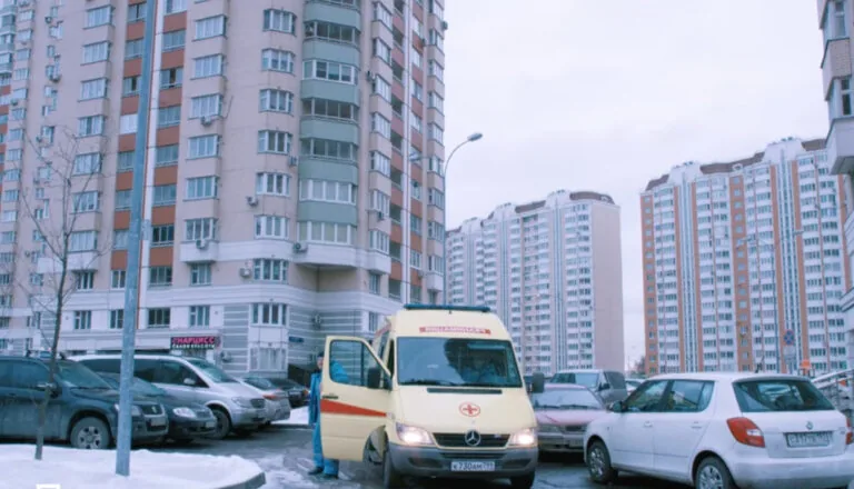 Момент из 16 серии 3 сезона