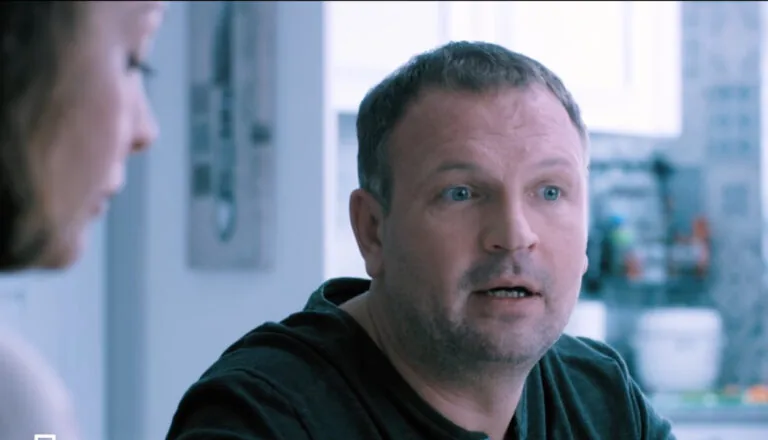 Момент из 17 серии 3 сезона