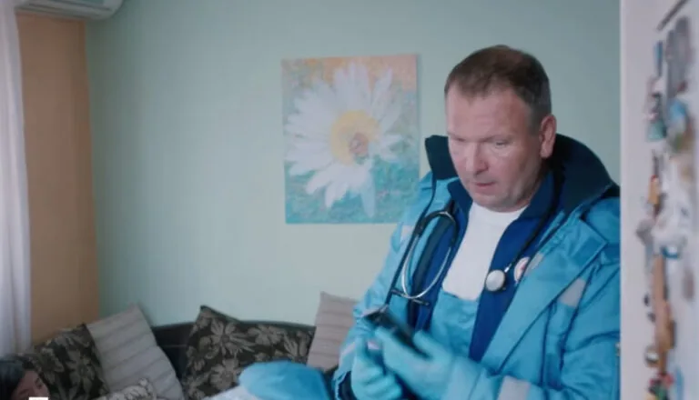 Момент из 13 серии 4 сезона