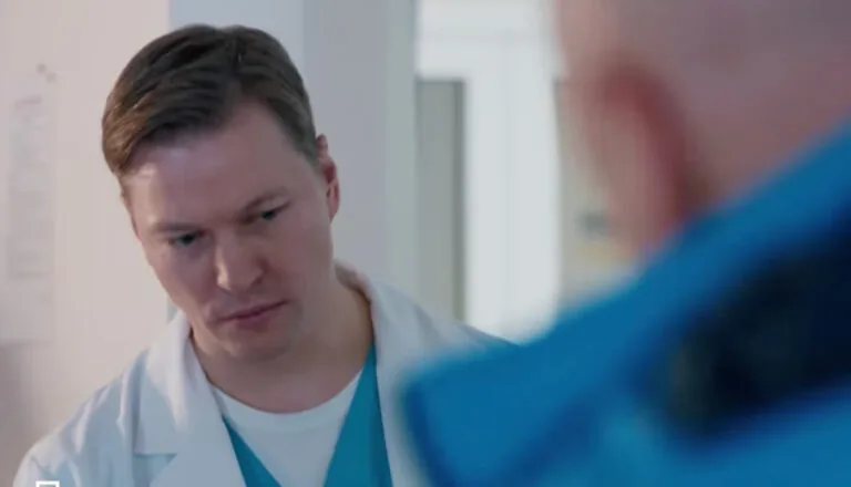 Момент из 17 серии 4 сезона