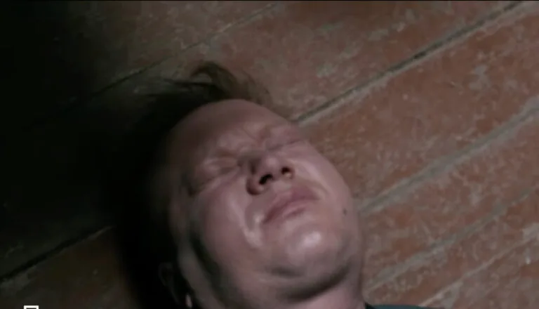 Момент из 3 серии 4 сезона