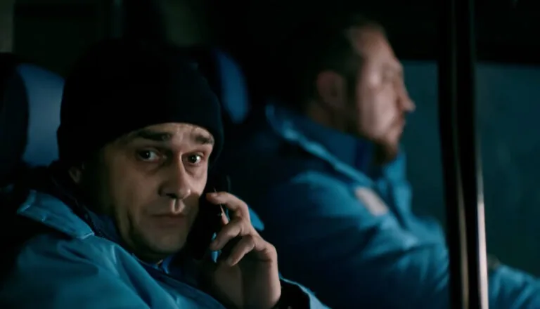 Момент из 1 серии 6 сезона