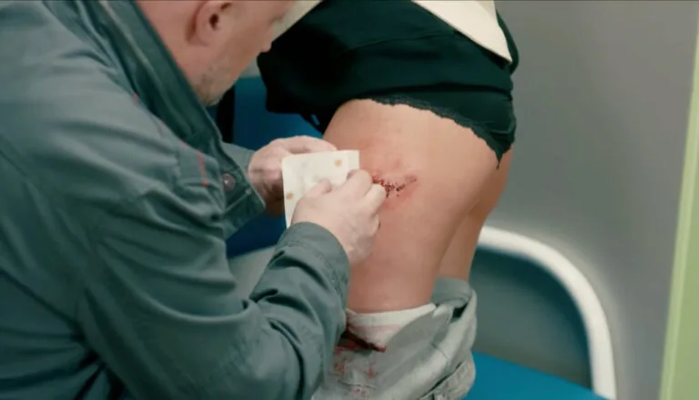 Момент из 11 серии 6 сезона