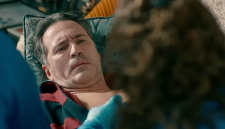 Момент из 17 серии 6 сезона