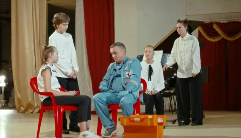 Момент из 15 серии 7 сезона