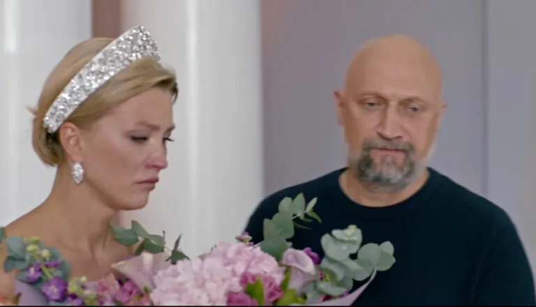 Момент из 13 серии 8 сезона